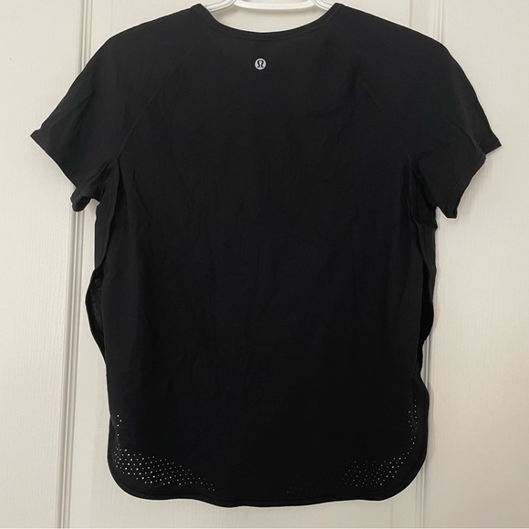 Lululemon Strong Rays Short Sleeve size 4 - Picture 5 of 7